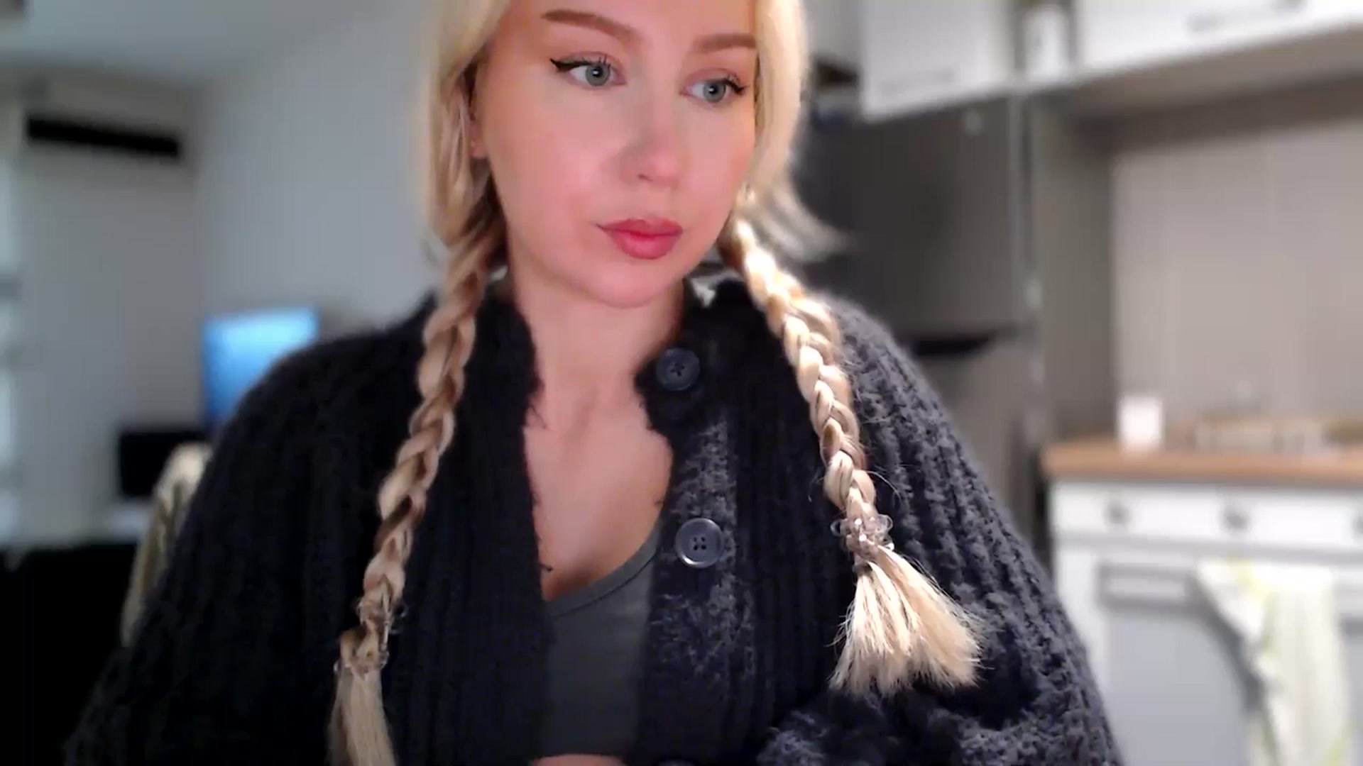 Gallery image thumbnail from British_Cutie's myfreecams stream on, 11/10/2025, 10:00 image 19 of 20