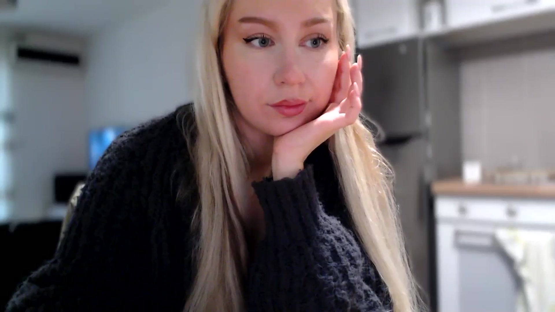 Gallery image thumbnail from British_Cutie's myfreecams stream on, 11/10/2025, 10:00 image 2 of 20