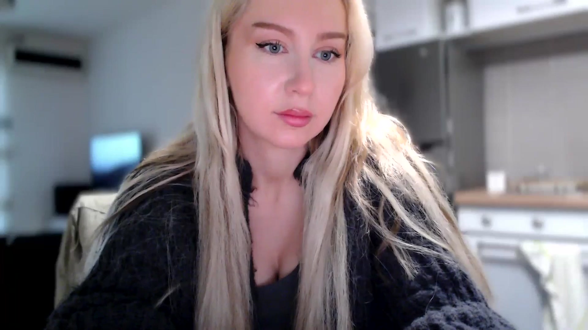 Gallery image thumbnail from British_Cutie's myfreecams stream on, 11/10/2025, 10:00 image 5 of 20