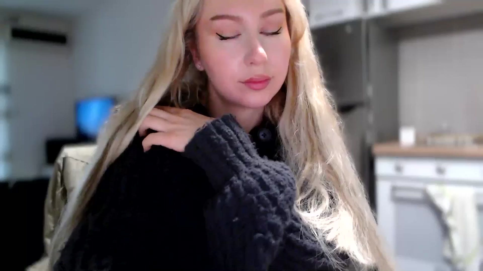 Gallery image thumbnail from British_Cutie's myfreecams stream on, 11/10/2025, 10:39 image 6 of 20