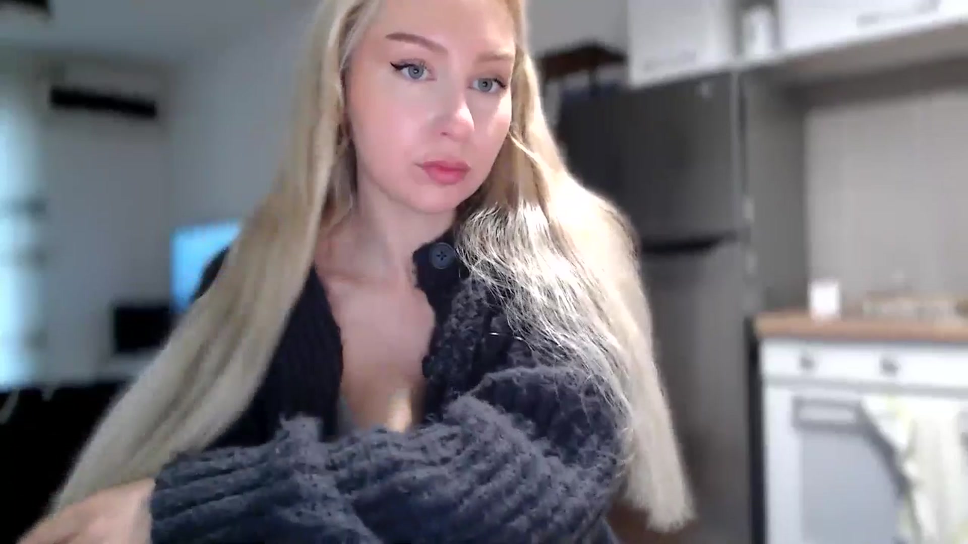 Gallery image thumbnail from British_Cutie's myfreecams stream on, 11/10/2025, 10:58 image 2 of 20