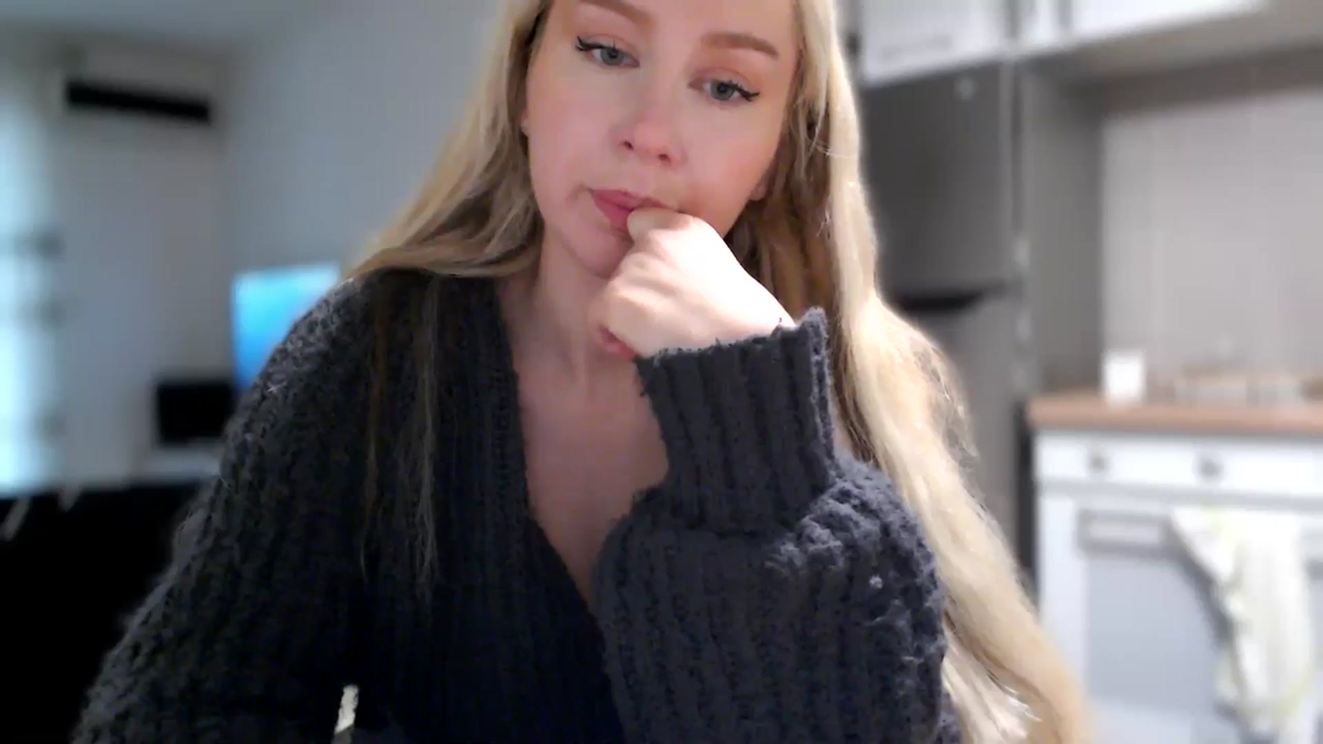 Gallery image thumbnail from British_Cutie's myfreecams stream on, 11/10/2025, 10:58 image 18 of 20