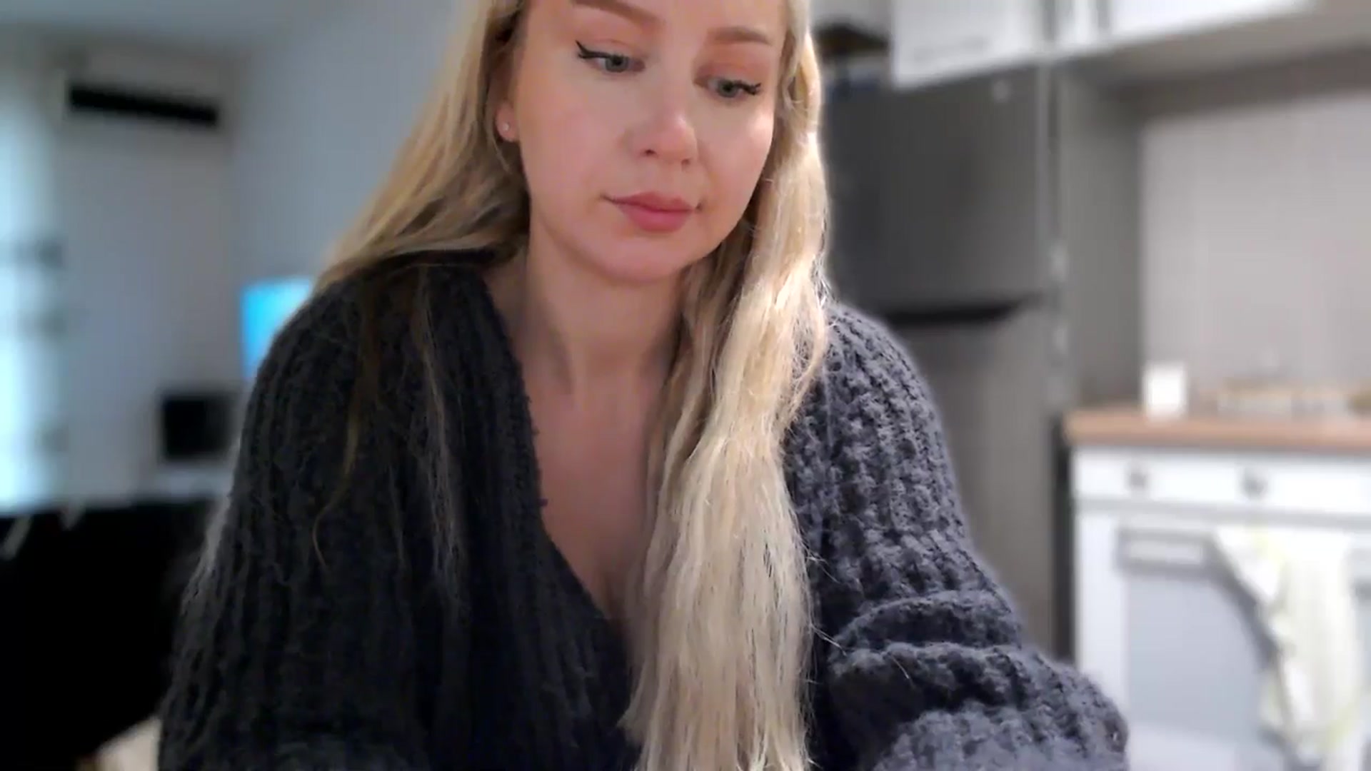 Gallery image thumbnail from British_Cutie's myfreecams stream on, 11/10/2025, 10:58 image 13 of 20