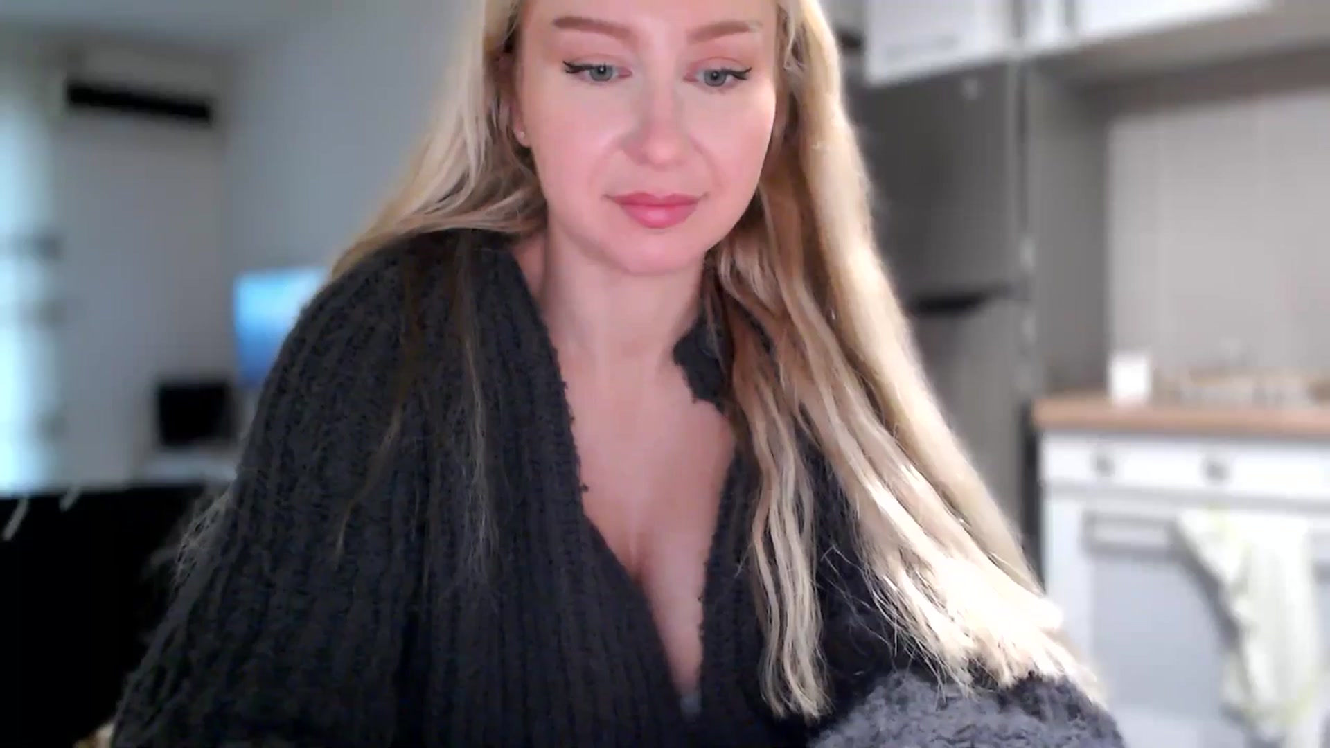 Gallery image thumbnail from British_Cutie's myfreecams stream on, 11/10/2025, 10:58 image 14 of 20