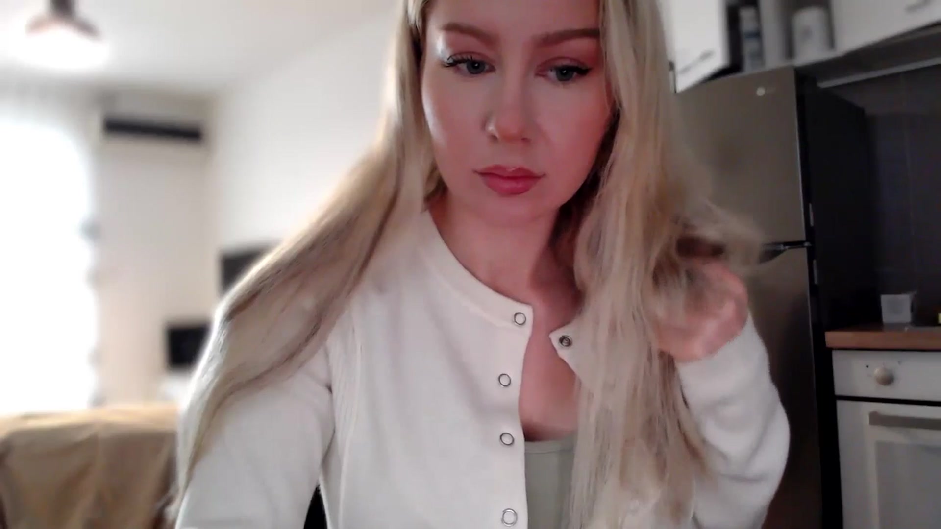 Gallery image thumbnail from British_Cutie's myfreecams stream on, 11/11/2025, 10:13 image 7 of 20