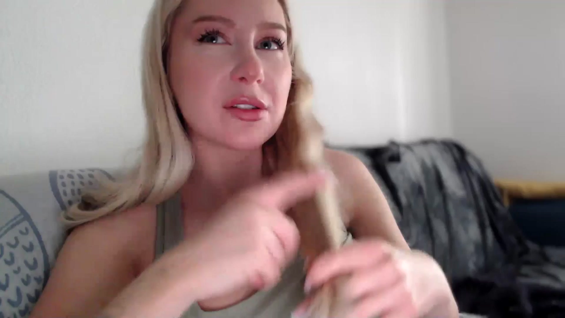 Gallery image thumbnail from British_Cutie's myfreecams stream on, 11/11/2025, 10:30 image 1 of 20