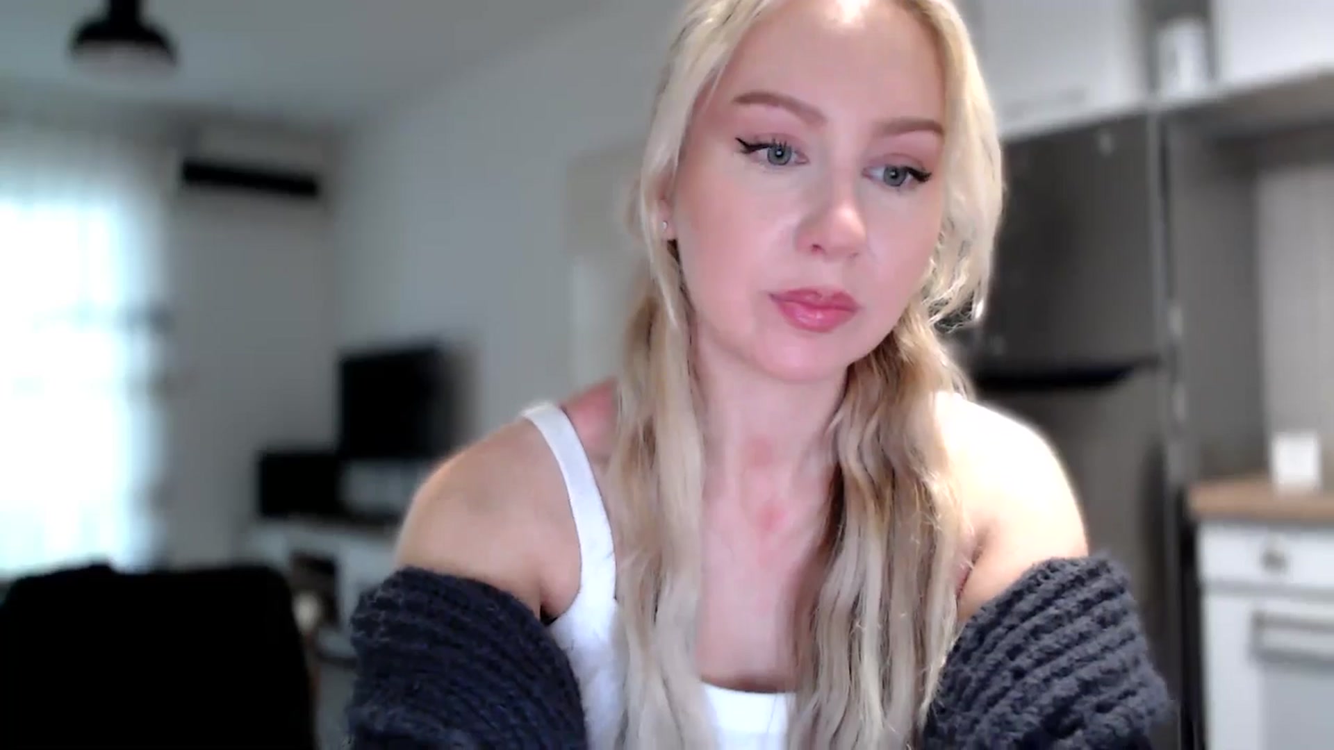 Gallery image thumbnail from British_Cutie's myfreecams stream on, 11/11/2025, 13:49 image 3 of 20