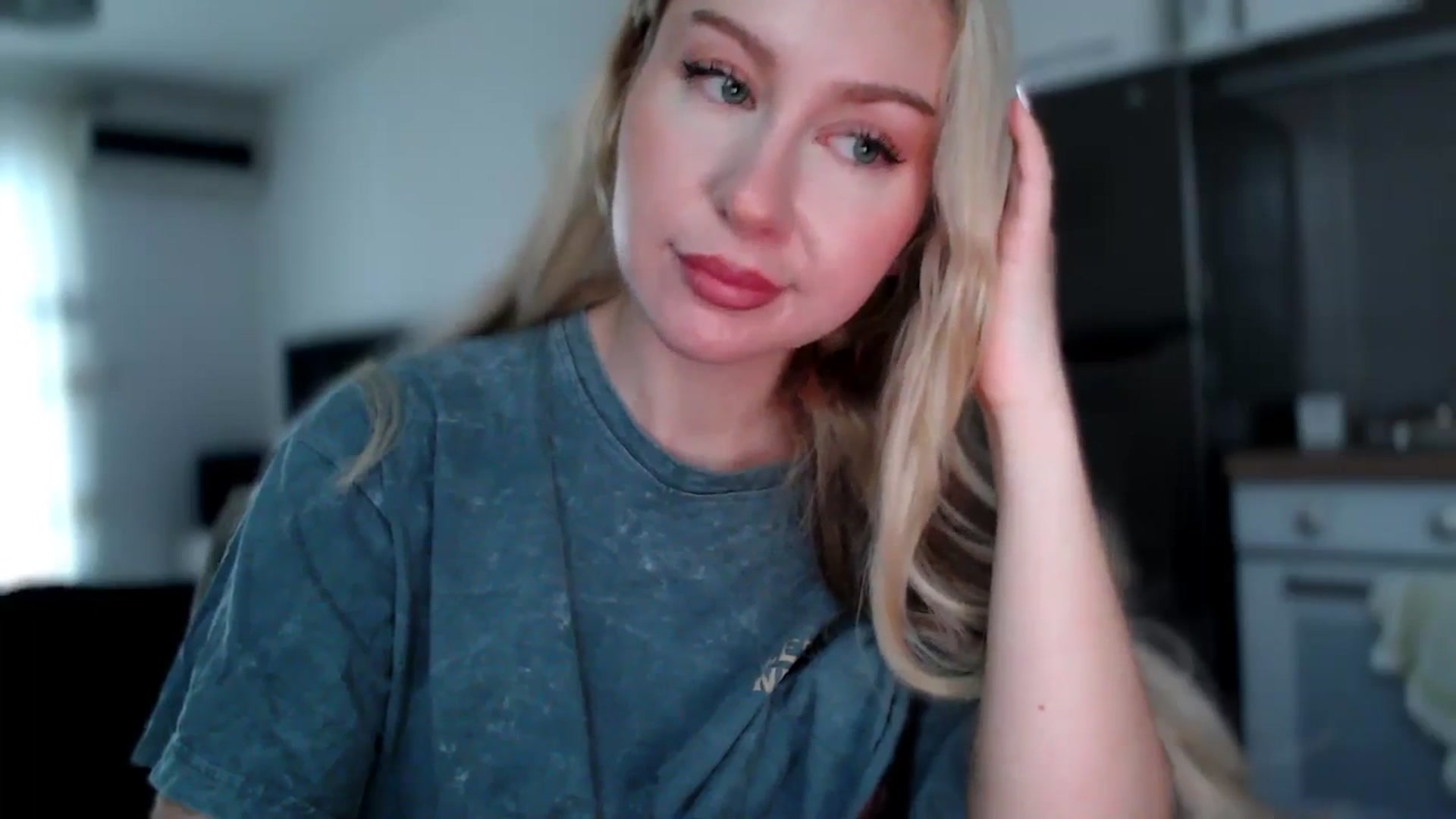 Gallery image thumbnail from British_Cutie's myfreecams stream on, 11/12/2025, 14:07 image 7 of 20