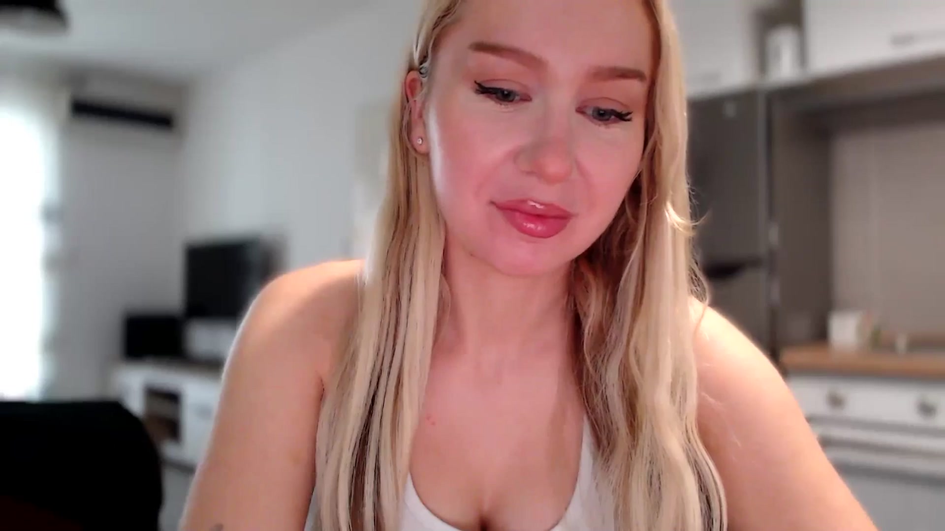 Gallery image thumbnail from British_Cutie's myfreecams stream on, 11/13/2025, 11:24 image 2 of 20