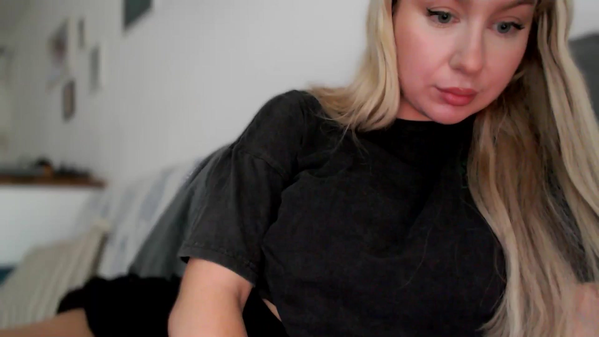 Gallery image thumbnail from British_Cutie's myfreecams stream on, 11/13/2025, 12:18 image 5 of 20
