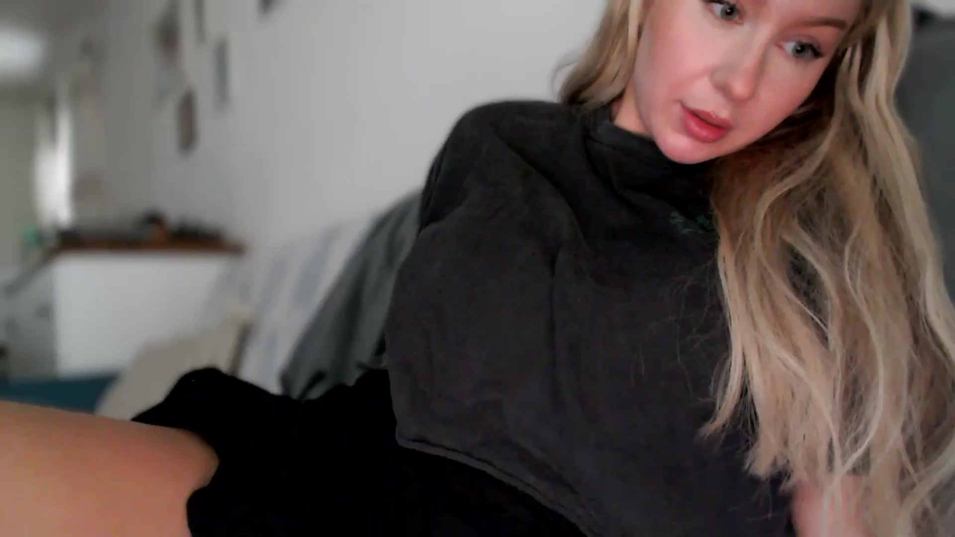 Gallery image thumbnail from British_Cutie's myfreecams stream on, 11/13/2025, 12:18 image 1 of 20