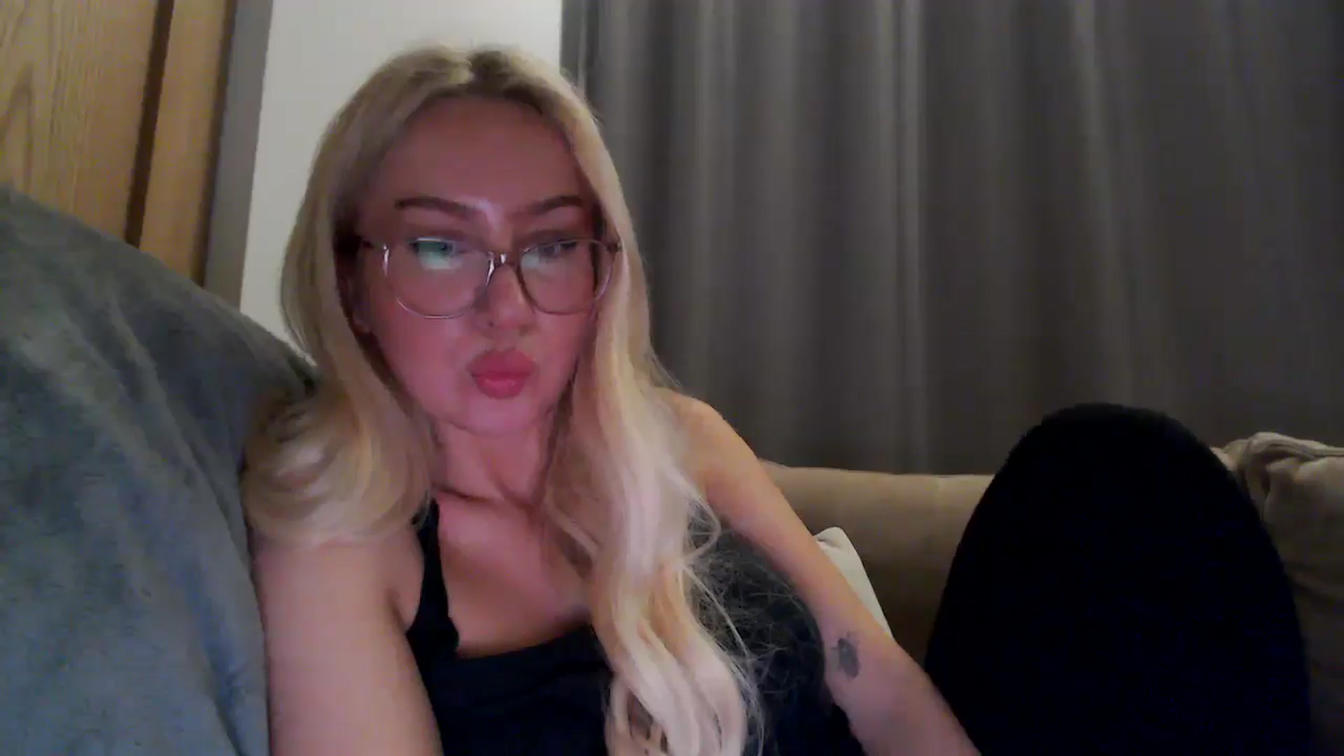 Gallery image thumbnail from British_Cutie's myfreecams stream on, 11/15/2025, 21:01 image 9 of 20