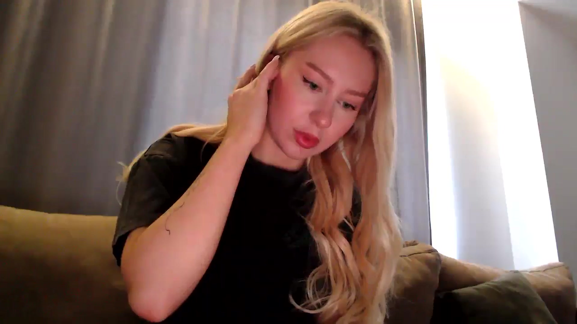 Gallery image thumbnail from British_Cutie's myfreecams stream on, 11/16/2025, 10:35 image 20 of 20