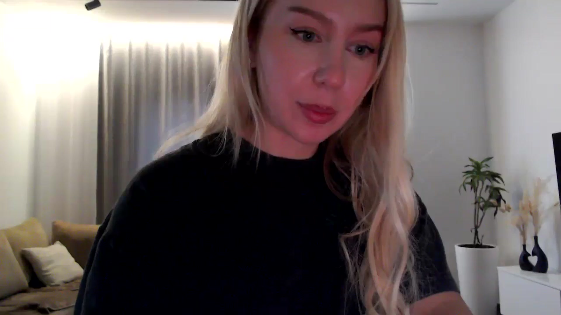 Gallery image thumbnail from British_Cutie's myfreecams stream on, 11/16/2025, 14:54 image 5 of 20