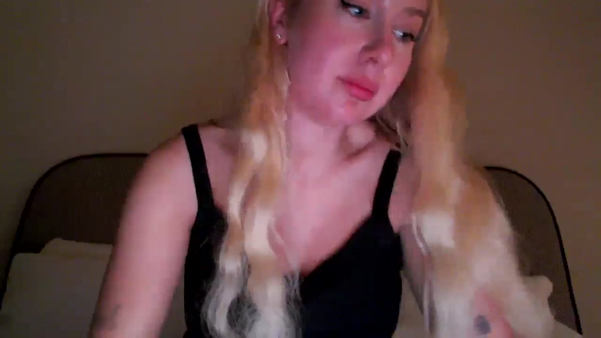 Gallery image thumbnail from British_Cutie's myfreecams stream on, 11/18/2025, 18:49 image 10 of 20