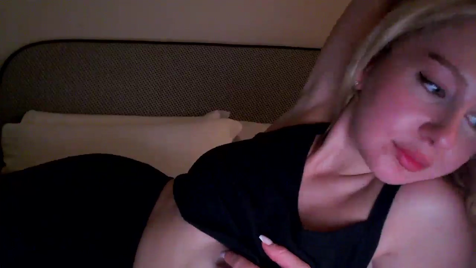 Gallery image thumbnail from British_Cutie's myfreecams stream on, 11/18/2025, 18:49 image 18 of 20