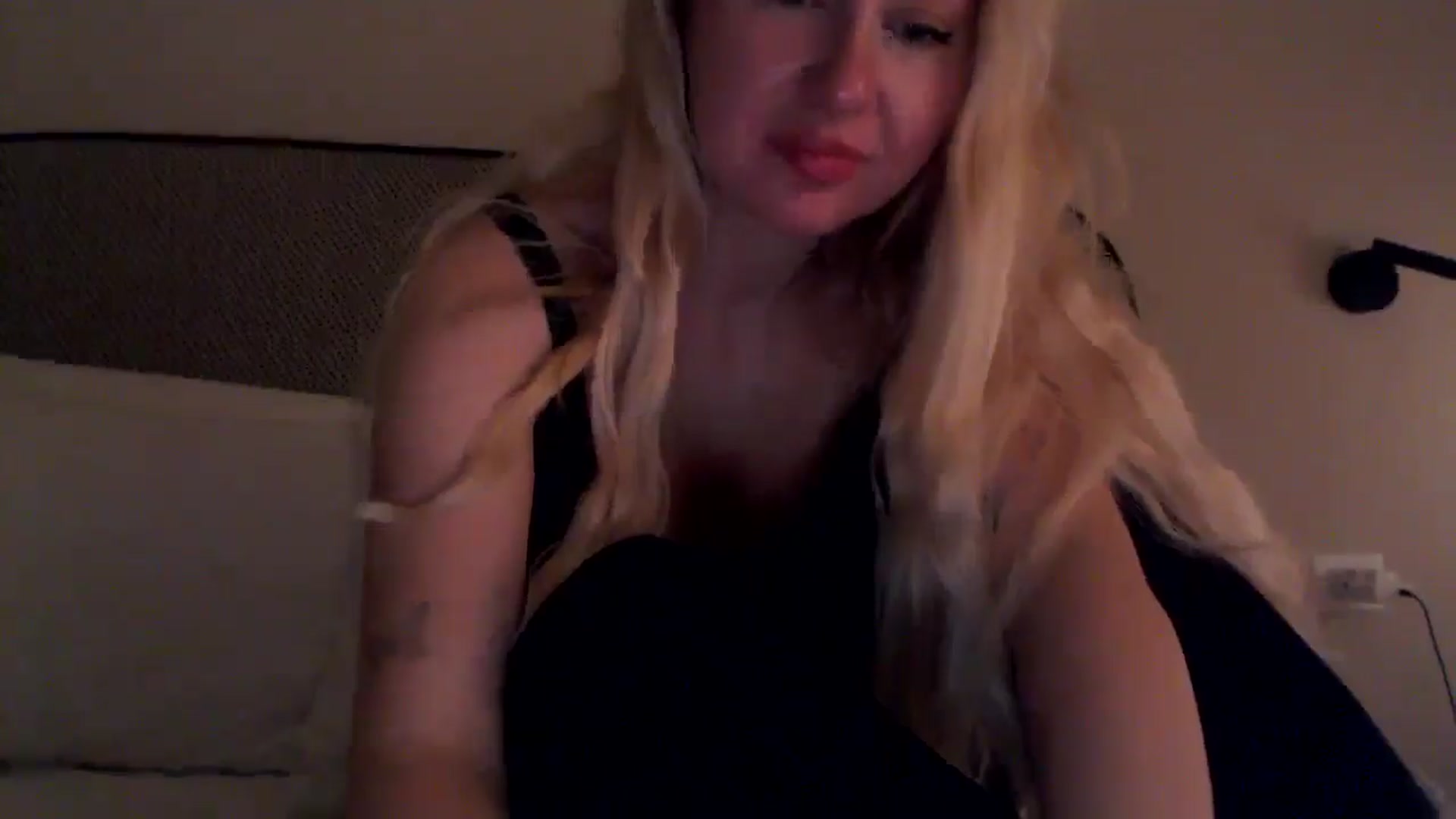 Gallery image thumbnail from British_Cutie's myfreecams stream on, 11/18/2025, 22:26 image 10 of 20
