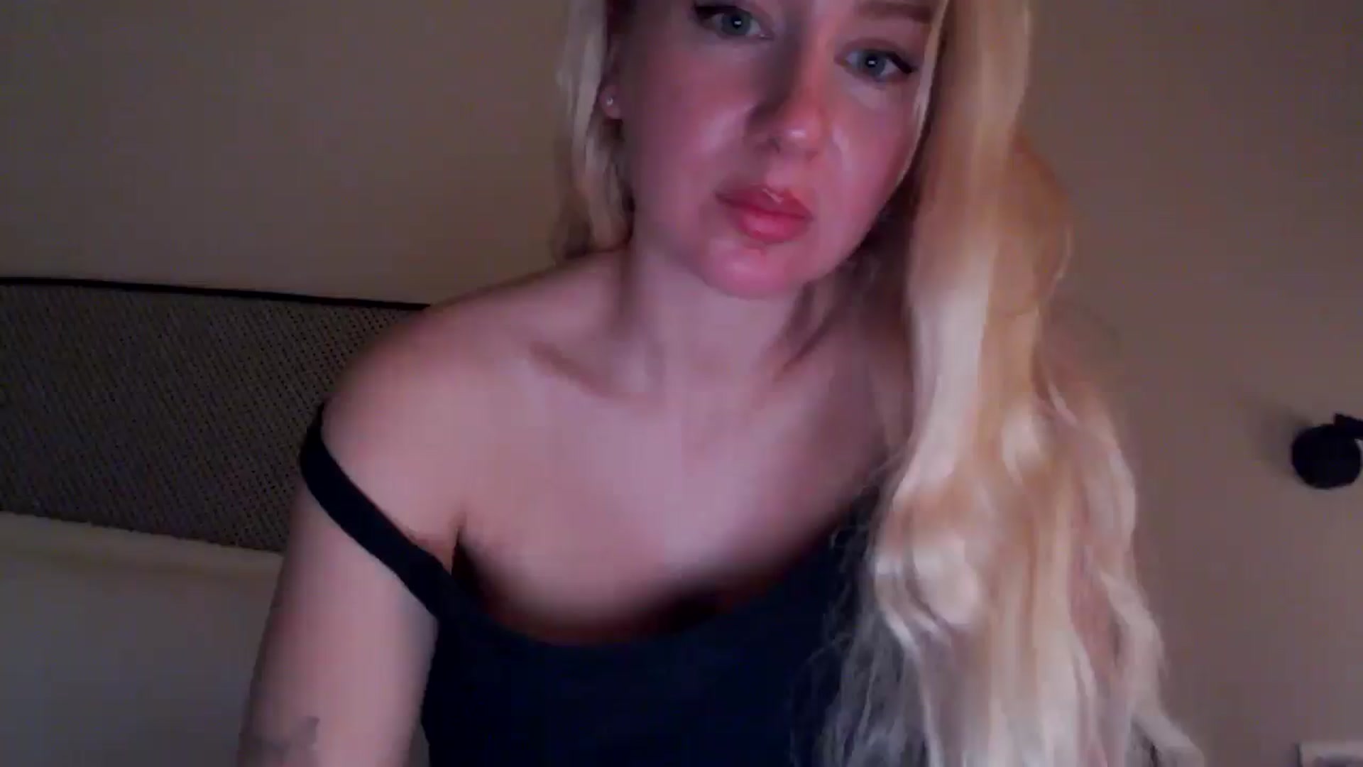 Gallery image thumbnail from British_Cutie's myfreecams stream on, 11/18/2025, 22:26 image 1 of 20
