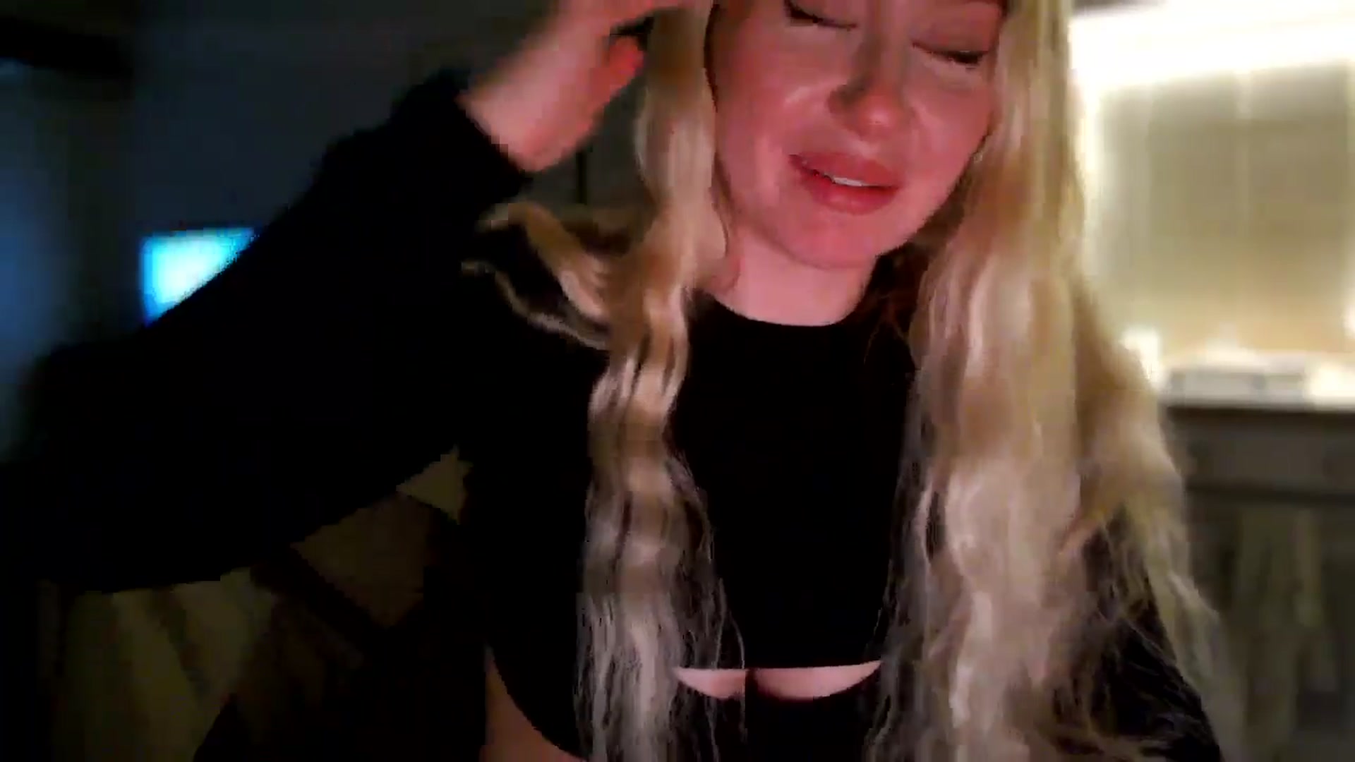 Gallery image thumbnail from British_Cutie's myfreecams stream on, 11/21/2025, 17:53 image 14 of 20