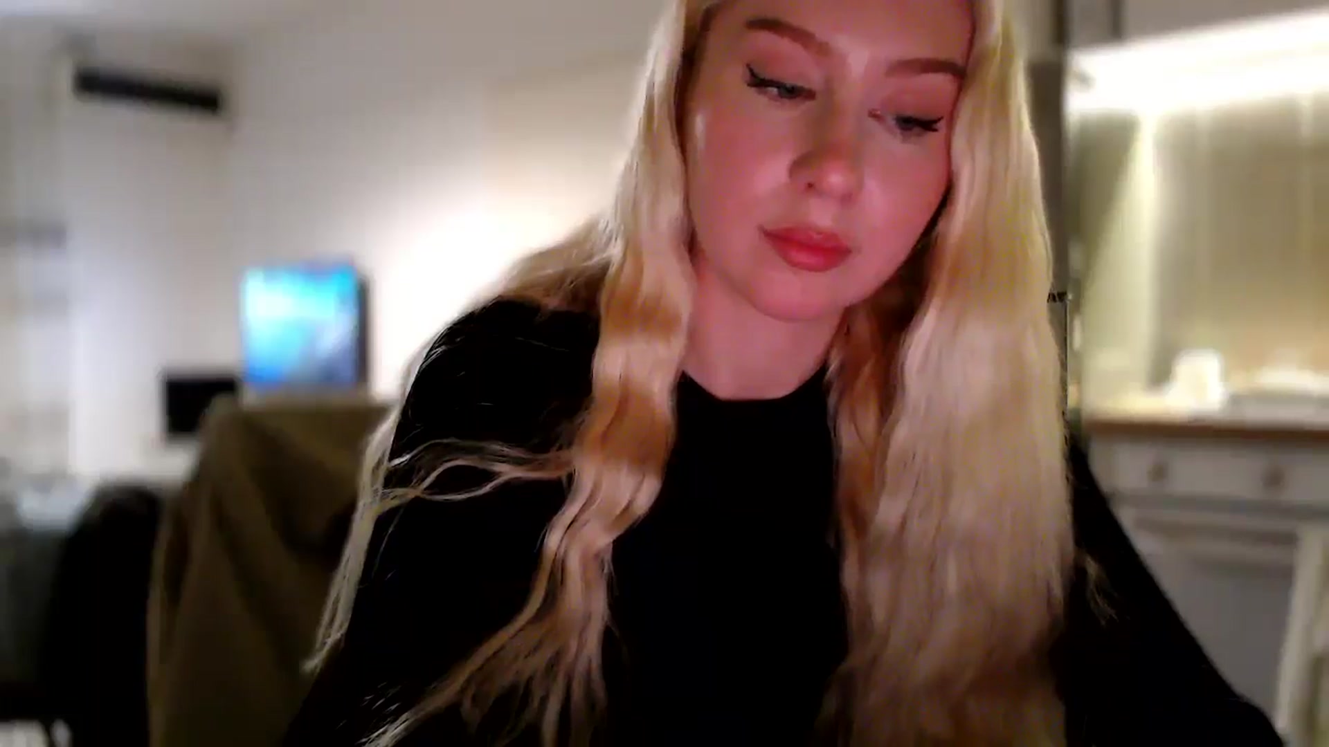 Gallery image thumbnail from British_Cutie's myfreecams stream on, 11/21/2025, 17:53 image 16 of 20