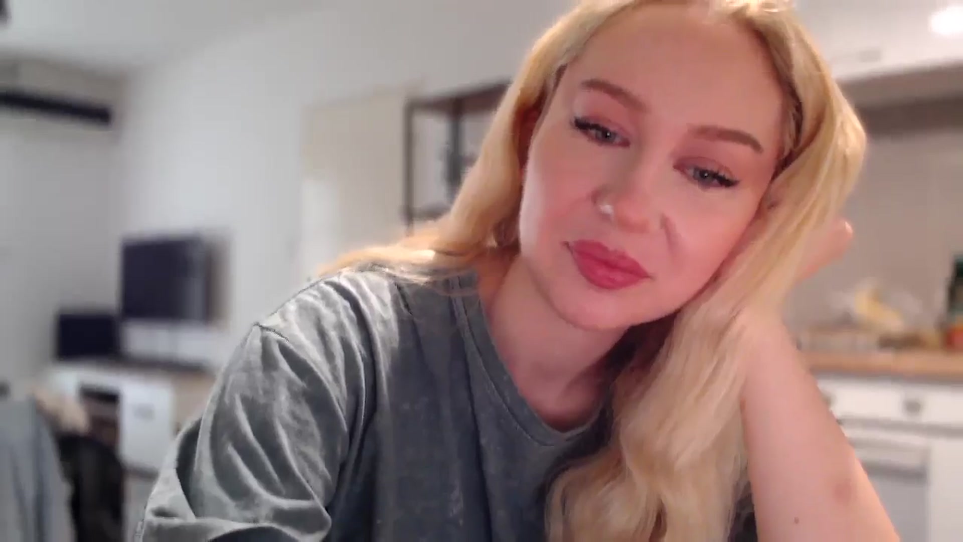 Gallery image thumbnail from British_Cutie's myfreecams stream on, 11/23/2025, 10:35 image 6 of 20