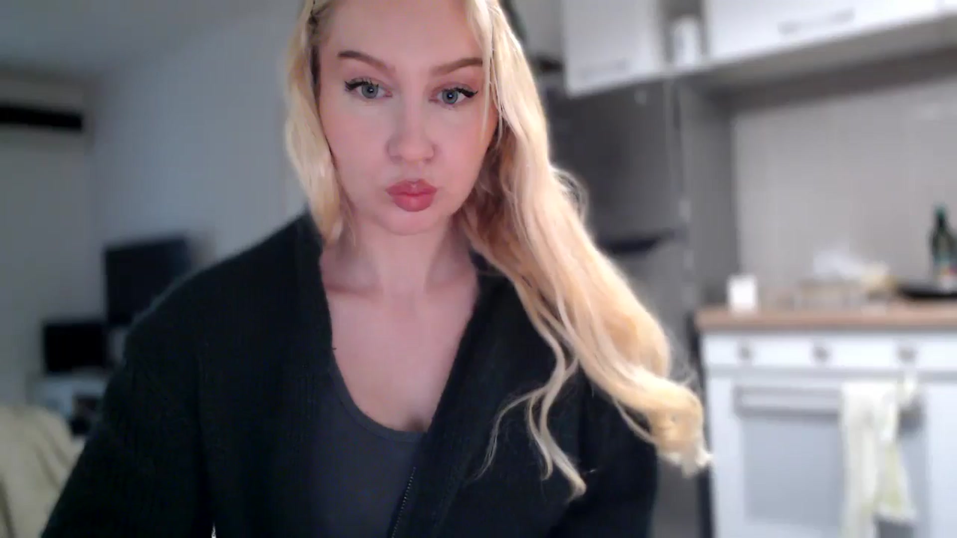 Gallery image thumbnail from British_Cutie's myfreecams stream on, 11/24/2025, 14:03 image 2 of 20