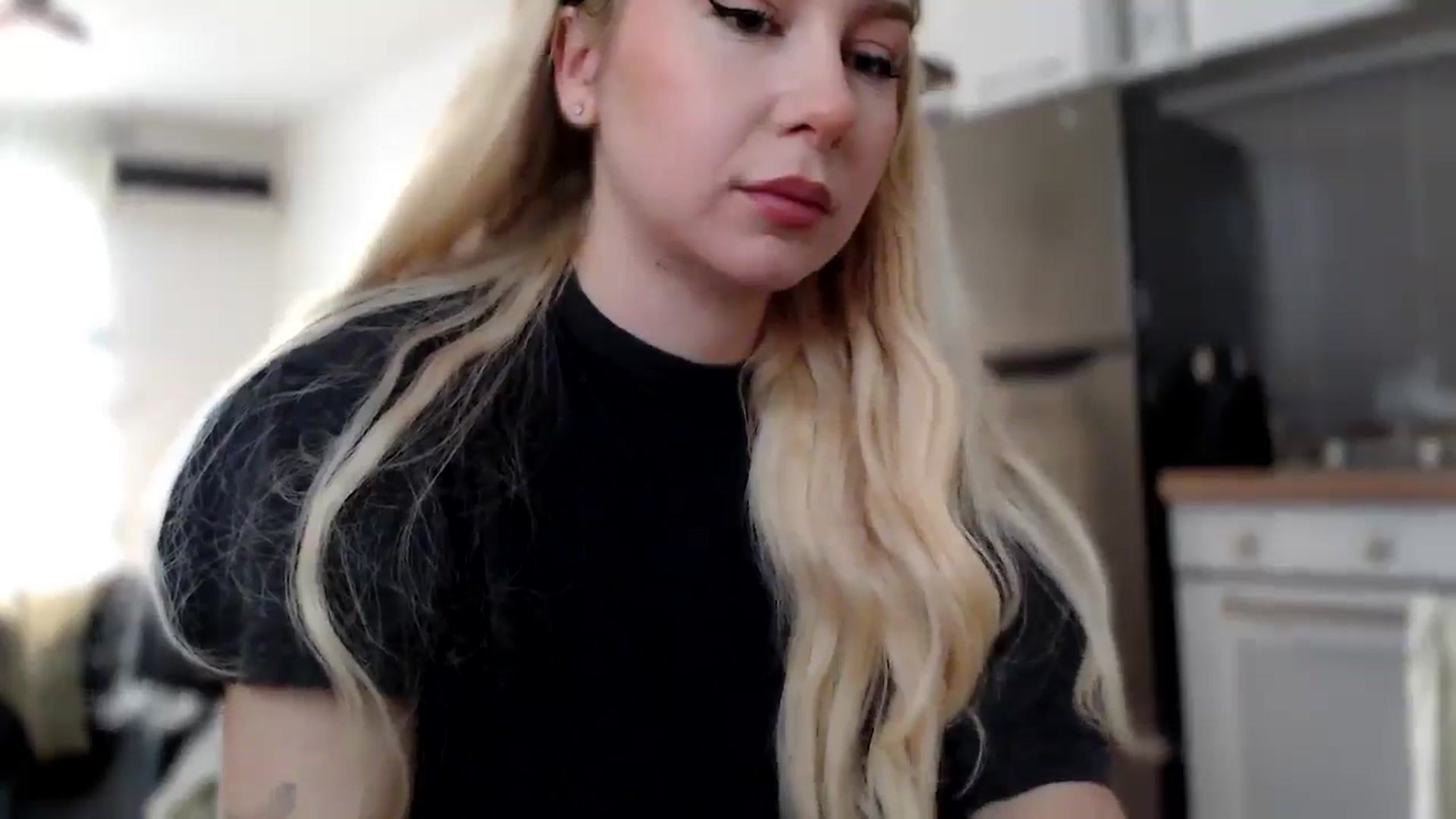 Gallery image thumbnail from British_Cutie's myfreecams stream on, 11/25/2025, 09:46 image 18 of 20