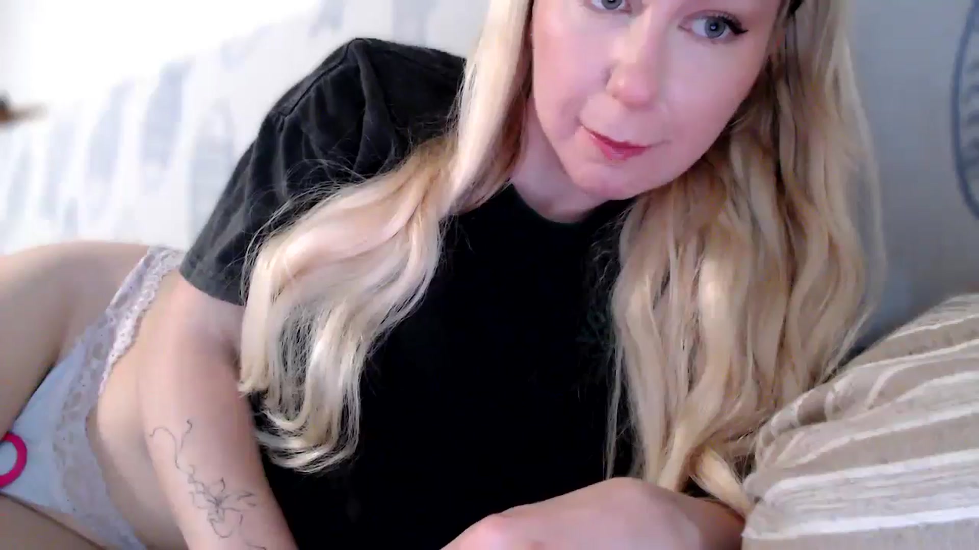 Gallery image thumbnail from British_Cutie's myfreecams stream on, 11/25/2025, 09:46 image 5 of 20