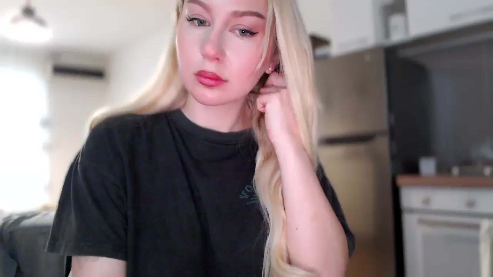 Gallery image thumbnail from British_Cutie's myfreecams stream on, 11/25/2025, 11:18 image 2 of 20
