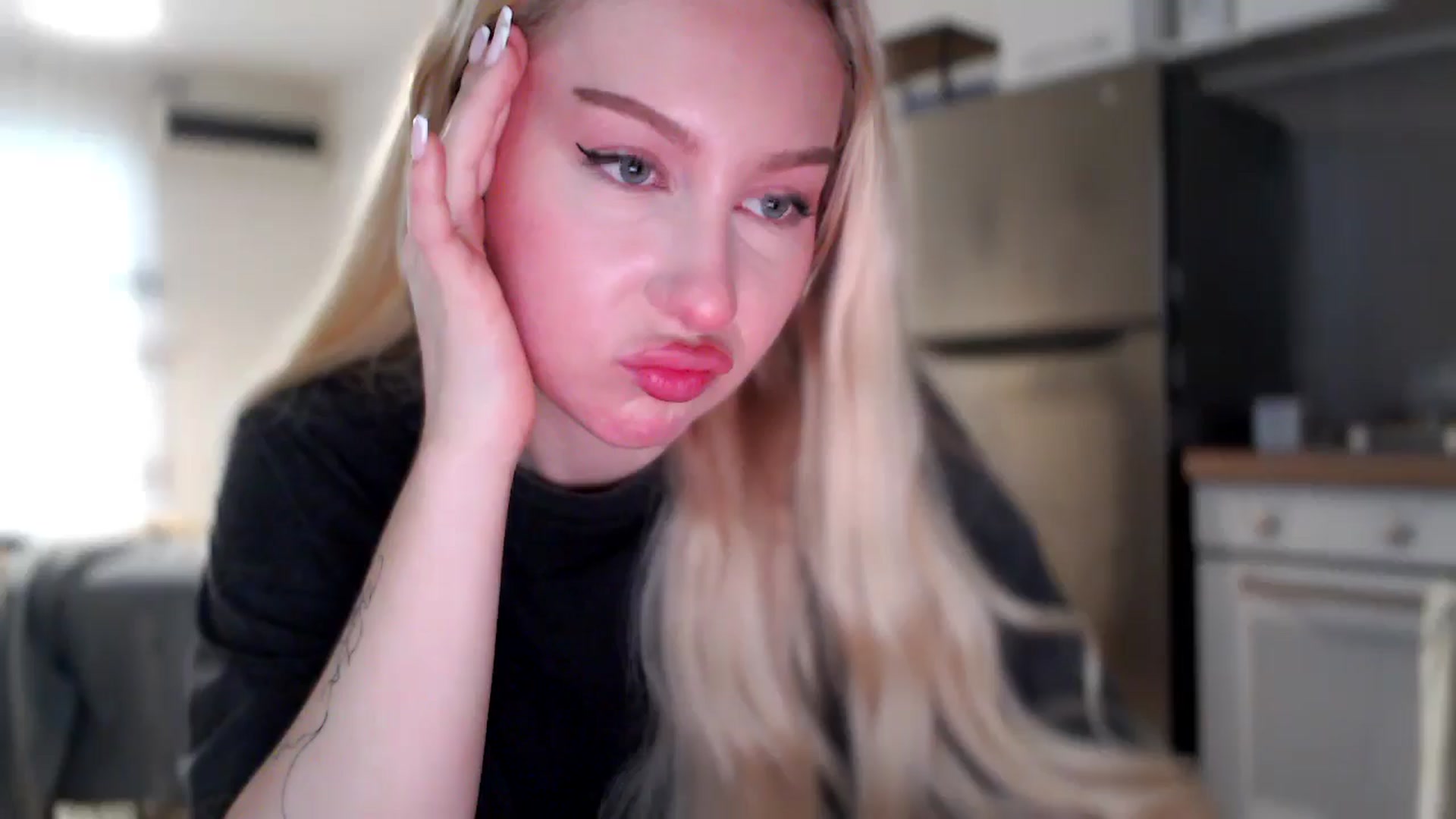Gallery image thumbnail from British_Cutie's myfreecams stream on, 11/25/2025, 11:18 image 13 of 20