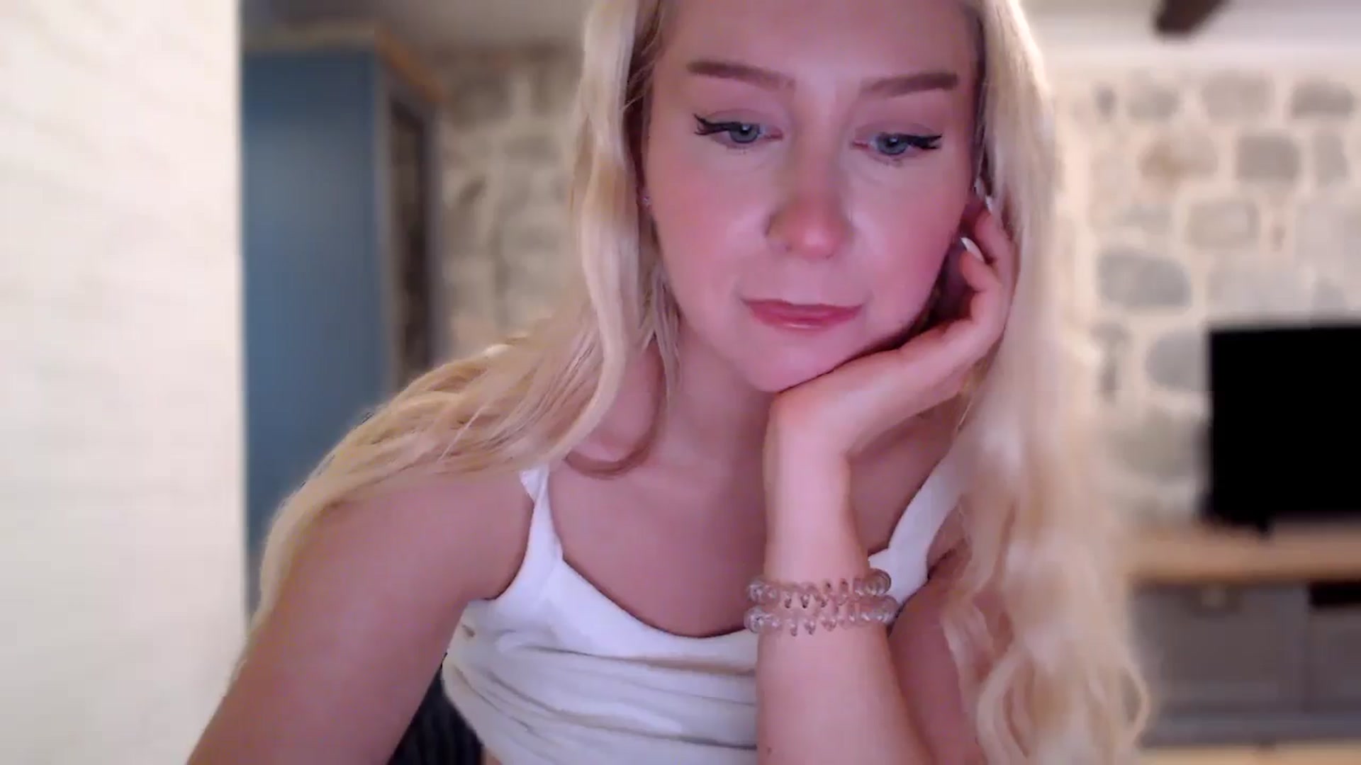 Gallery image thumbnail from British_Cutie's myfreecams stream on, 11/28/2025, 11:50 image 14 of 20