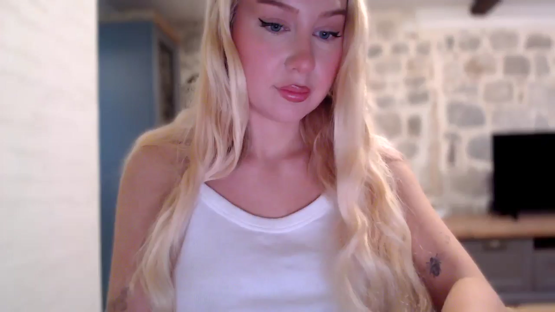 Gallery image thumbnail from British_Cutie's myfreecams stream on, 11/28/2025, 11:50 image 19 of 20