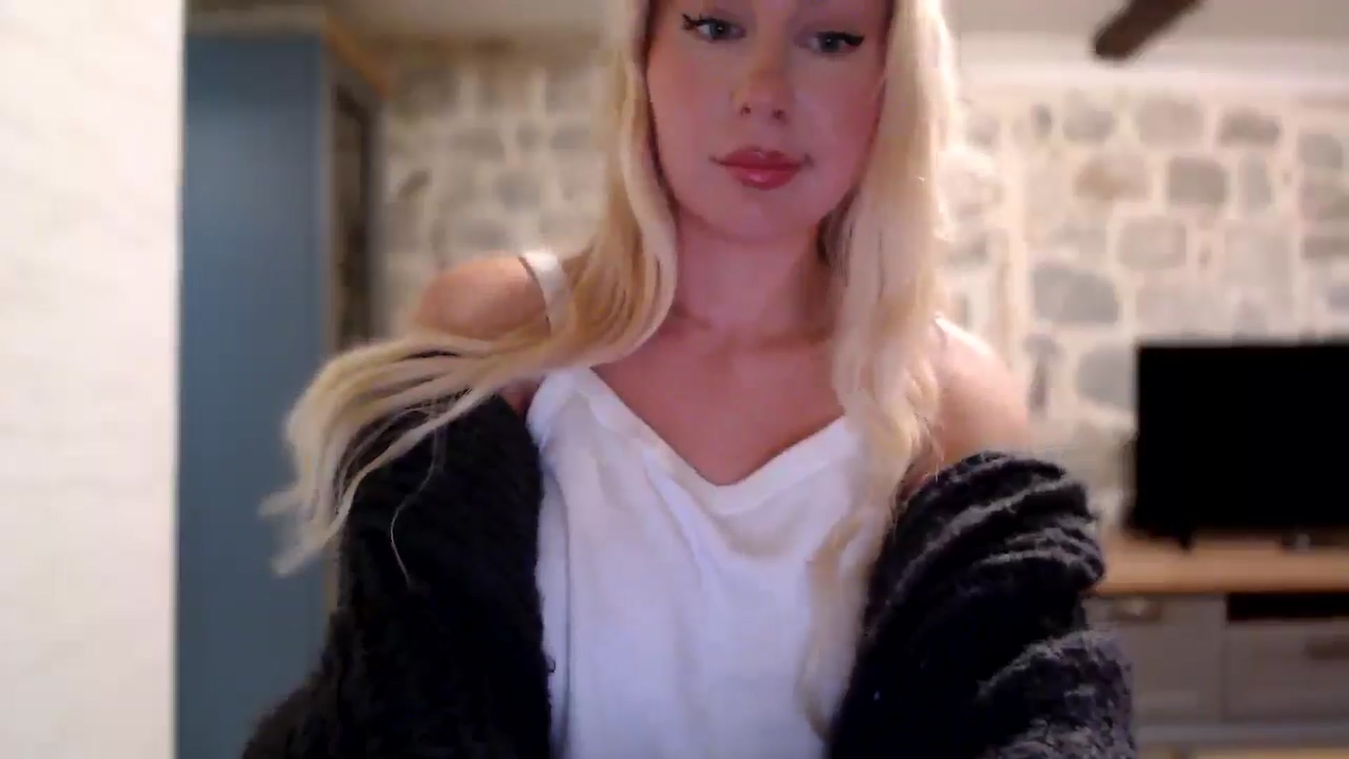 Gallery image thumbnail from British_Cutie's myfreecams stream on, 11/28/2025, 16:36 image 11 of 20