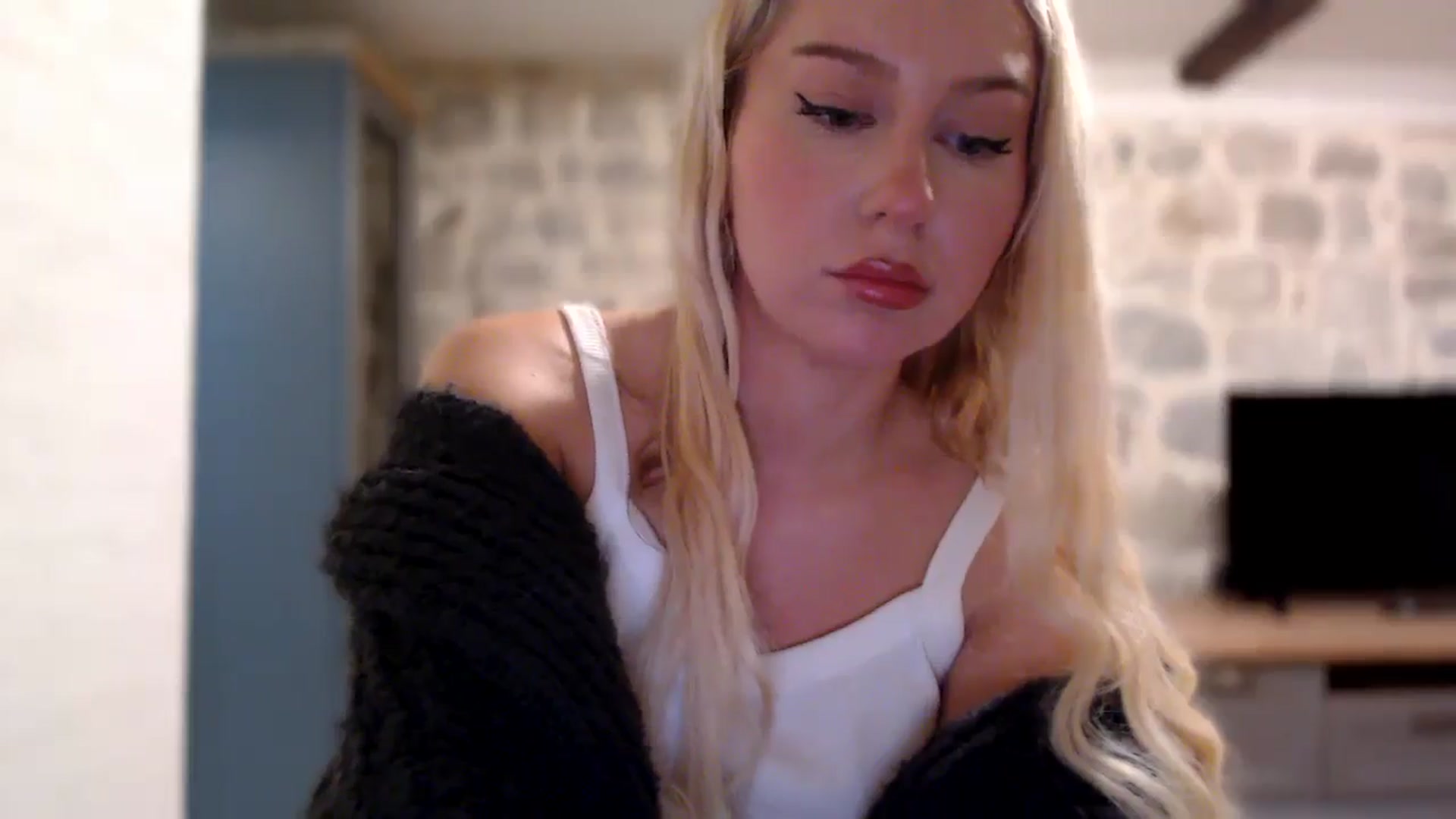 Gallery image thumbnail from British_Cutie's myfreecams stream on, 11/28/2025, 16:36 image 13 of 20