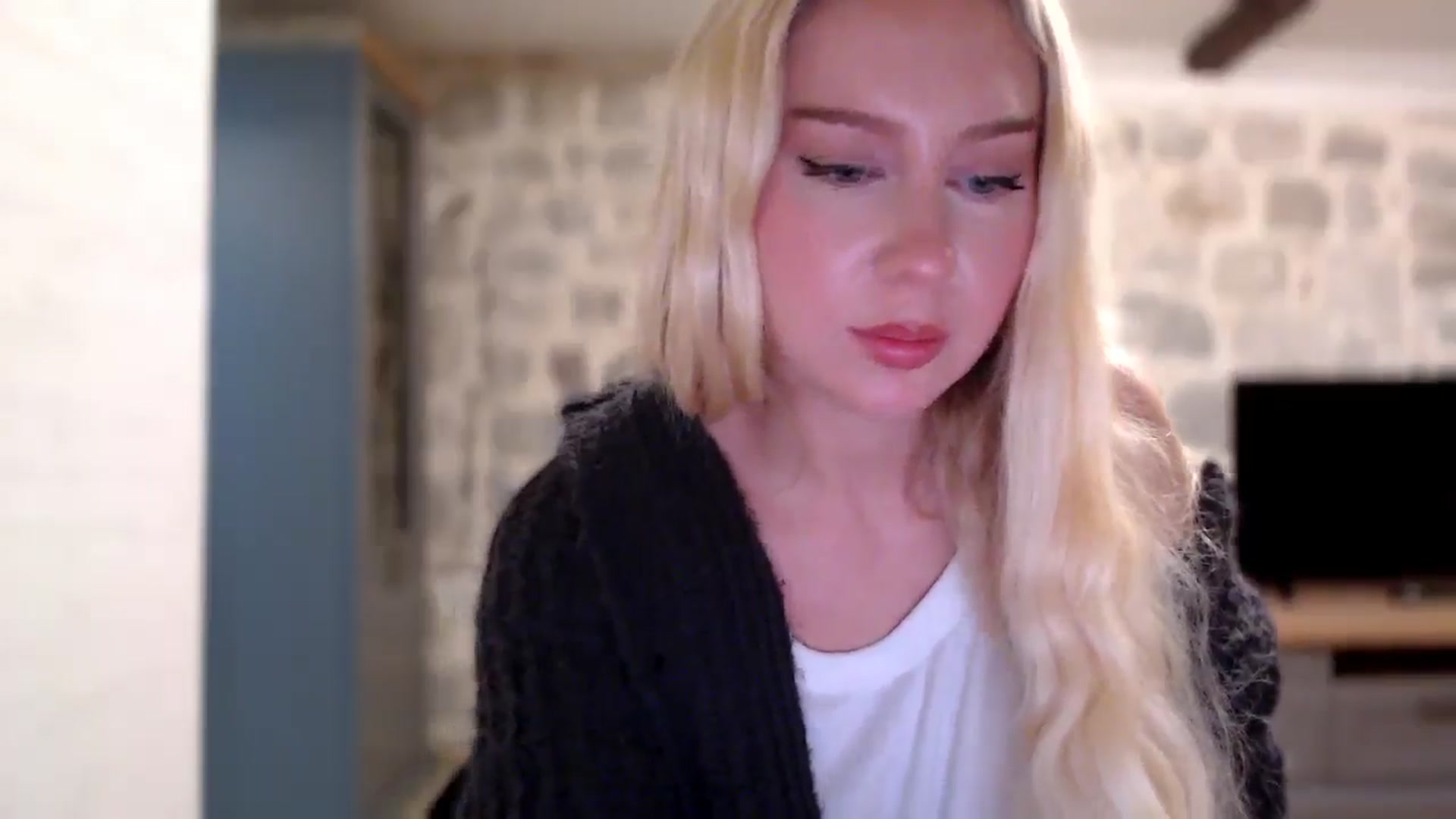 Gallery image thumbnail from British_Cutie's myfreecams stream on, 11/28/2025, 17:27 image 18 of 20