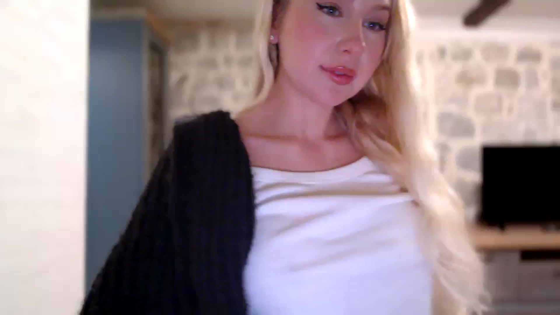 Gallery image thumbnail from British_Cutie's myfreecams stream on, 11/28/2025, 17:27 image 16 of 20