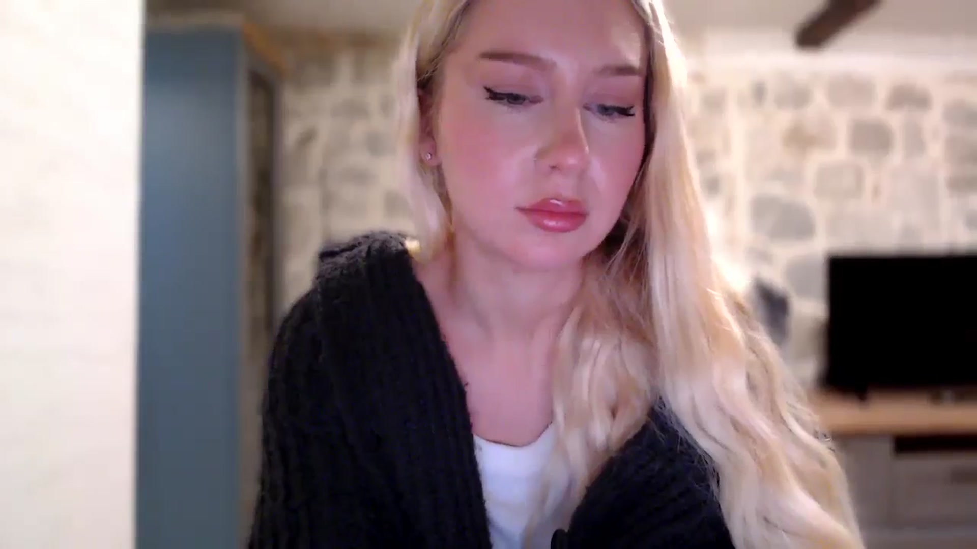 Gallery image thumbnail from British_Cutie's myfreecams stream on, 11/28/2025, 17:27 image 17 of 20
