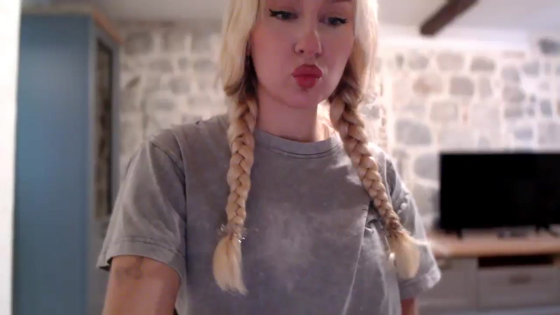 Gallery image thumbnail from British_Cutie's myfreecams stream on, 11/29/2025, 11:34 image 2 of 20