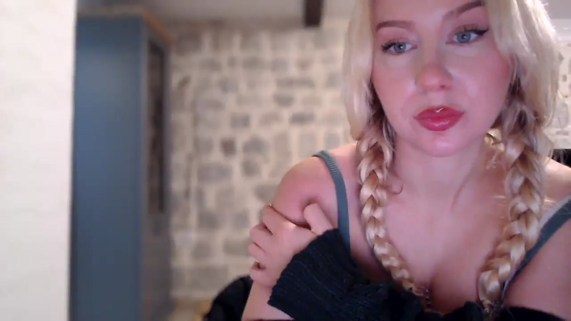 Gallery image thumbnail from British_Cutie's myfreecams stream on, 11/29/2025, 13:20 image 4 of 20