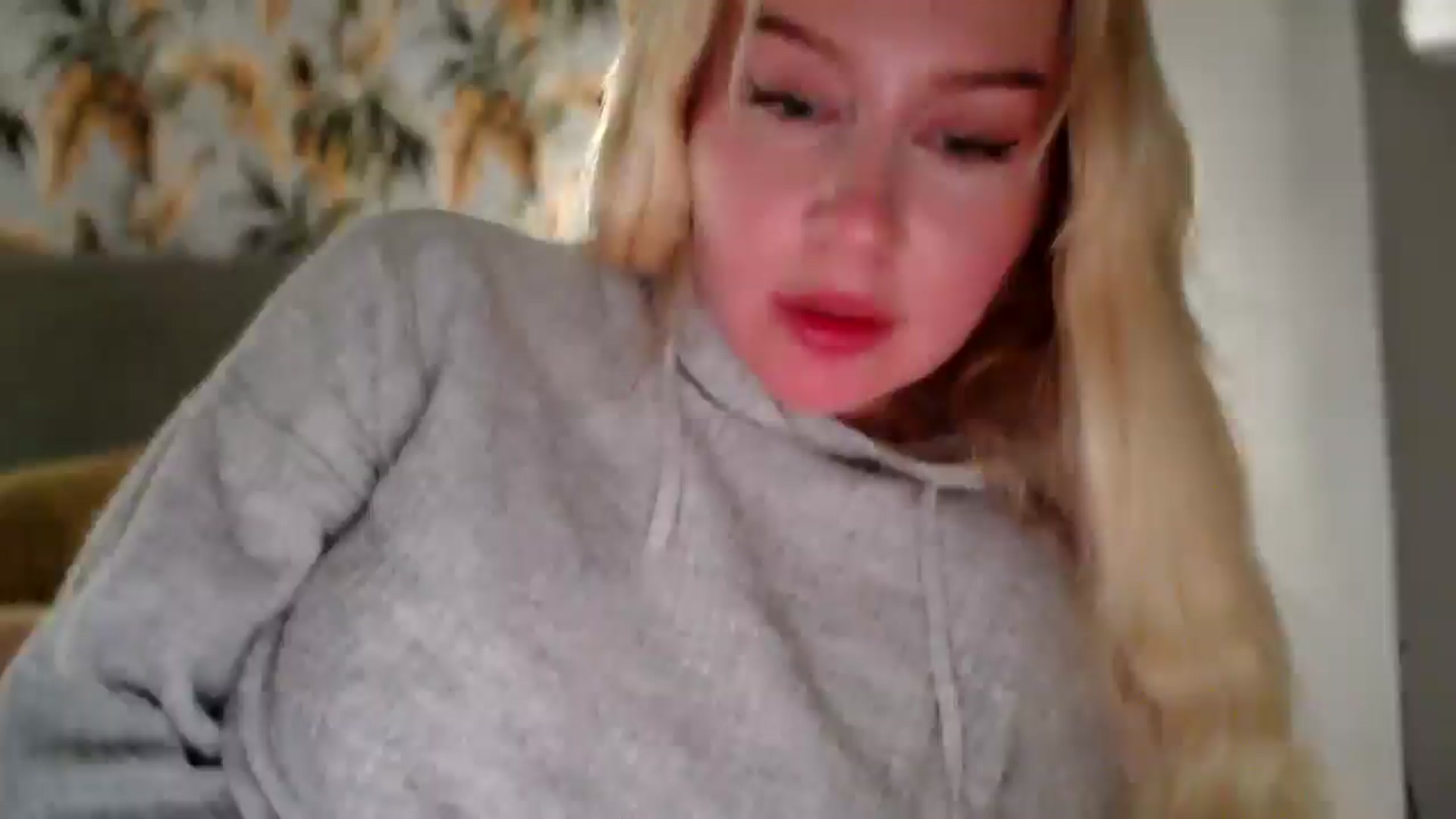 Gallery image thumbnail from British_Cutie's myfreecams stream on, 12/03/2025, 19:14 image 7 of 20