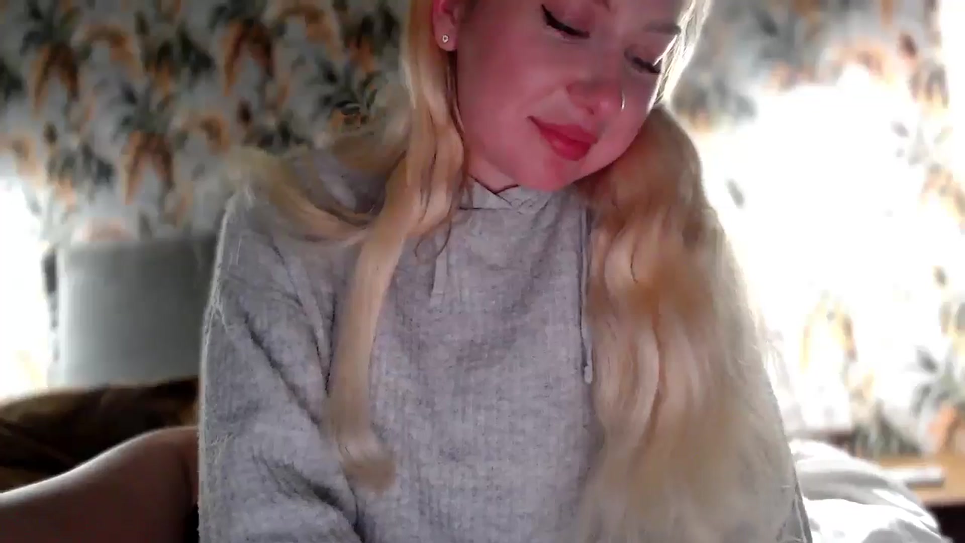 Gallery image thumbnail from British_Cutie's myfreecams stream on, 12/03/2025, 19:14 image 19 of 20