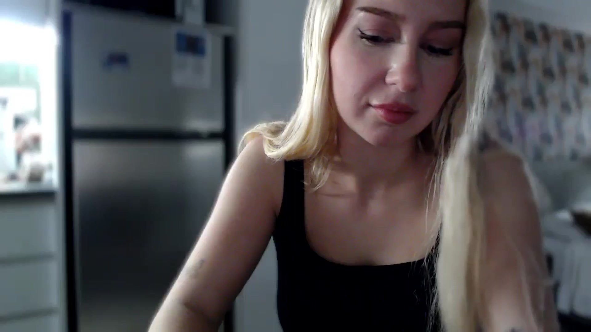 Gallery image thumbnail from British_Cutie's myfreecams stream on, 12/04/2025, 15:26 image 14 of 20