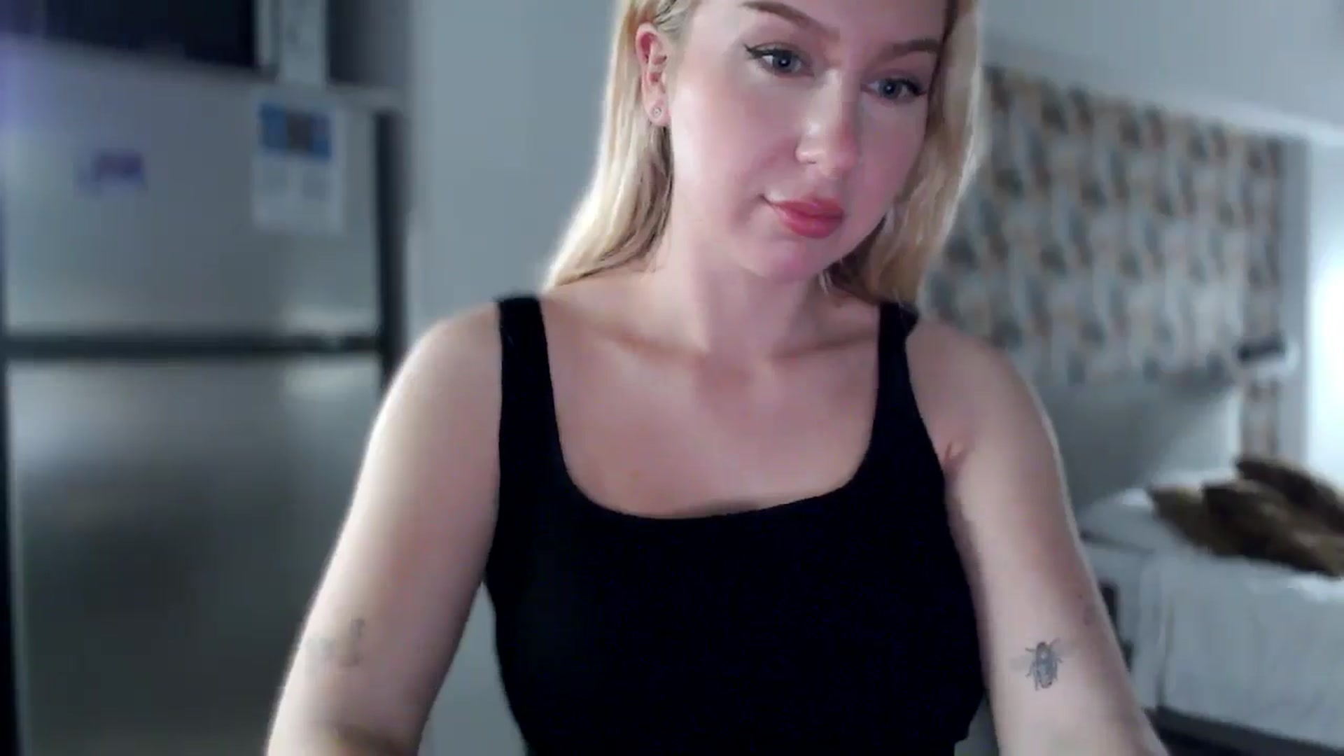 Gallery image thumbnail from British_Cutie's myfreecams stream on, 12/04/2025, 15:26 image 10 of 20