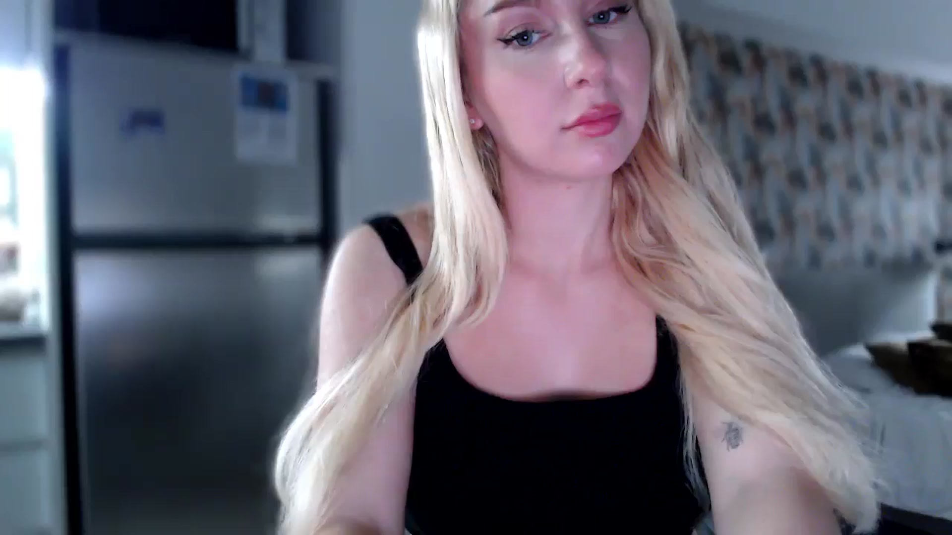 Gallery image thumbnail from British_Cutie's myfreecams stream on, 12/04/2025, 15:26 image 1 of 20
