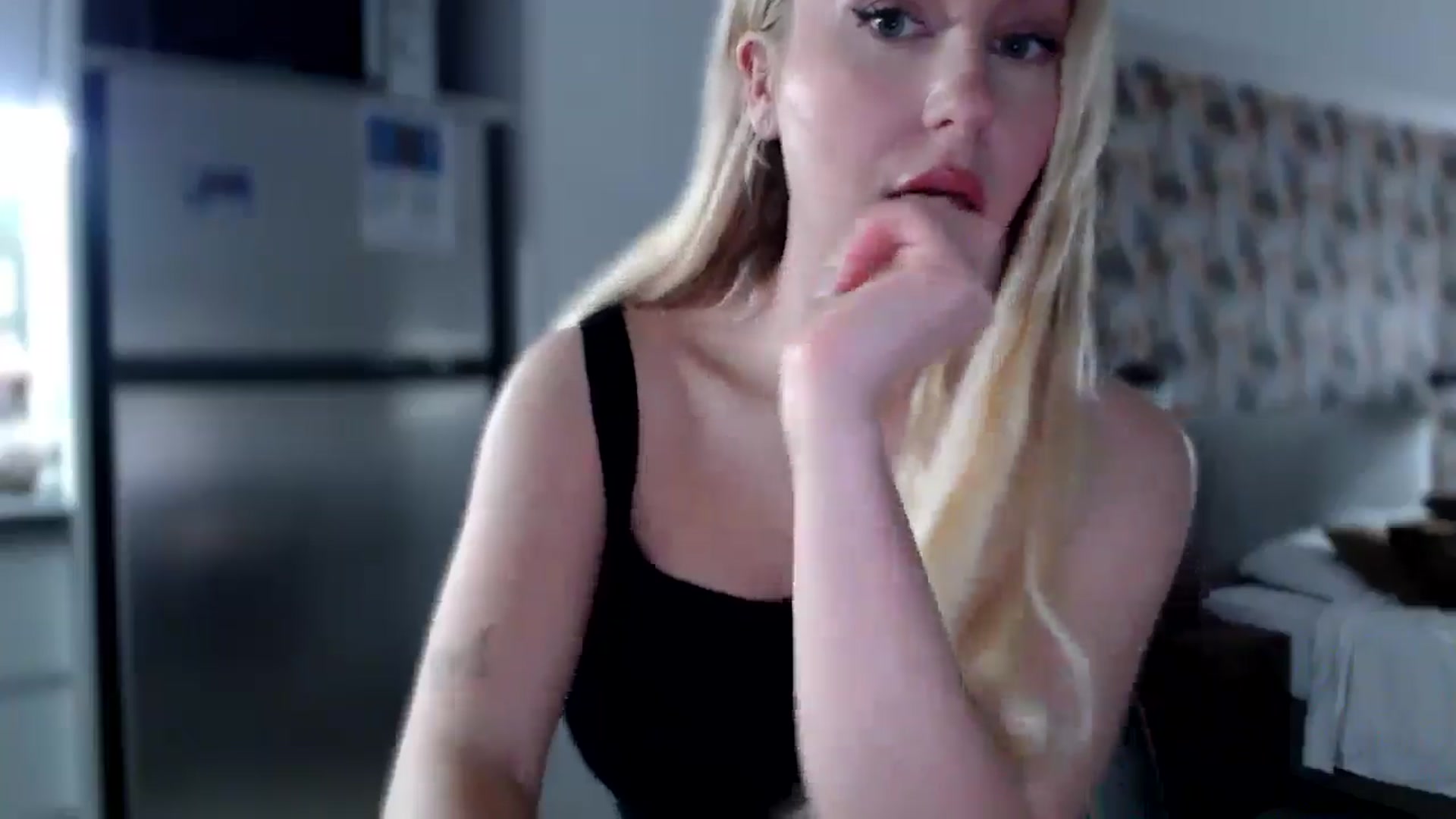 Gallery image thumbnail from British_Cutie's myfreecams stream on, 12/04/2025, 15:26 image 6 of 20