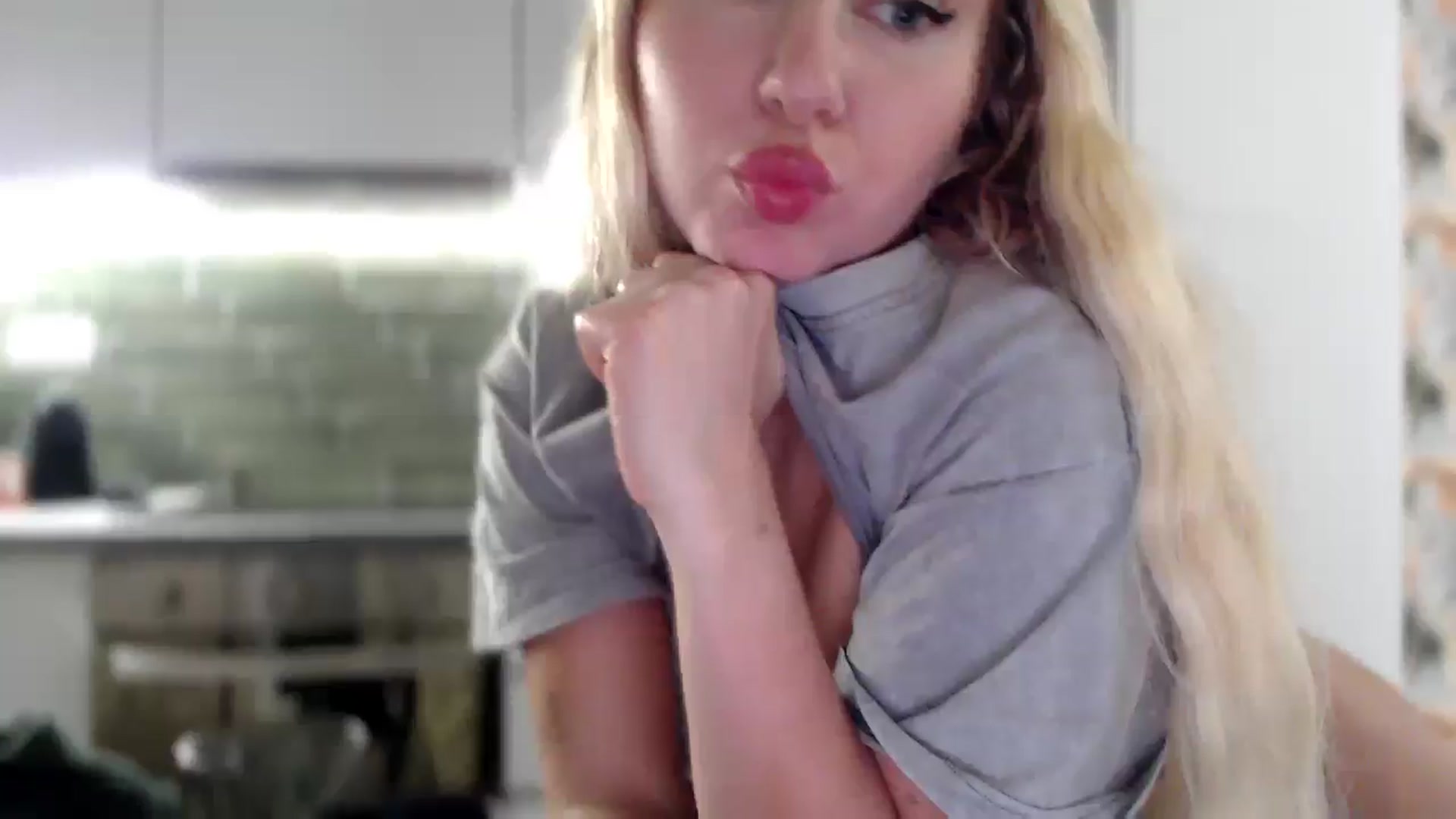 Gallery image thumbnail from British_Cutie's myfreecams stream on, 12/06/2025, 16:17 image 17 of 20