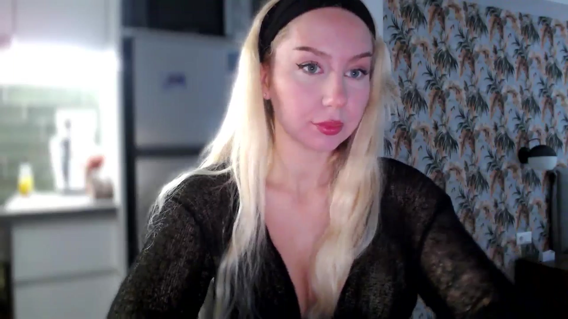 Gallery image thumbnail from British_Cutie's myfreecams stream on, 12/08/2025, 07:43 image 13 of 20