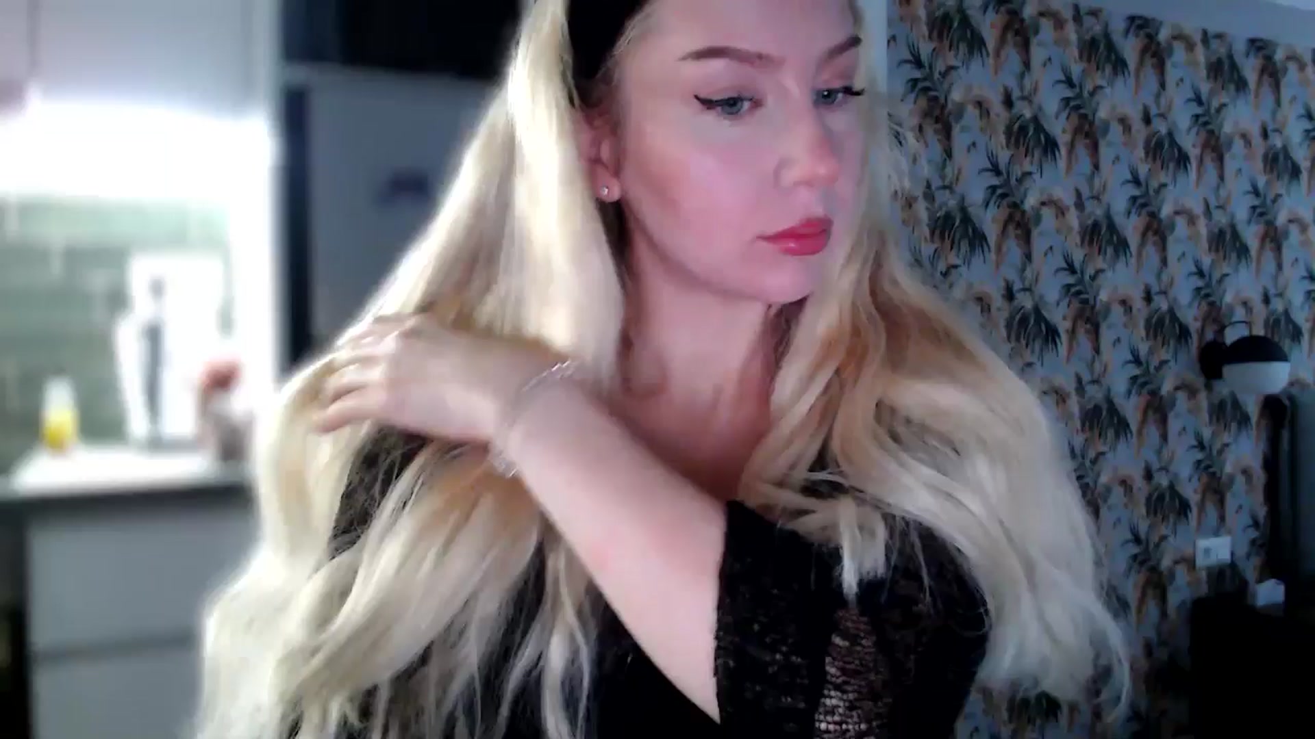 Gallery image thumbnail from British_Cutie's myfreecams stream on, 12/08/2025, 07:43 image 16 of 20
