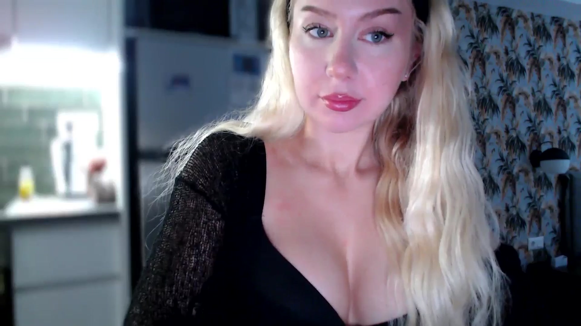 Gallery image thumbnail from British_Cutie's myfreecams stream on, 12/08/2025, 07:43 image 2 of 20
