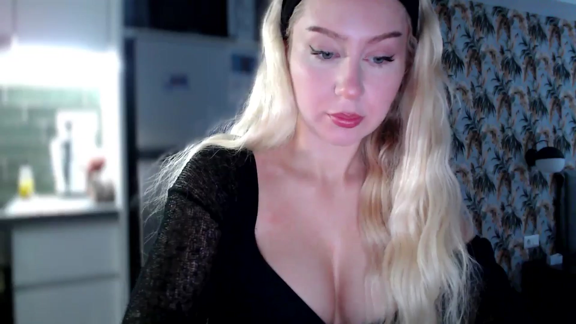 Gallery image thumbnail from British_Cutie's myfreecams stream on, 12/08/2025, 07:43 image 3 of 20